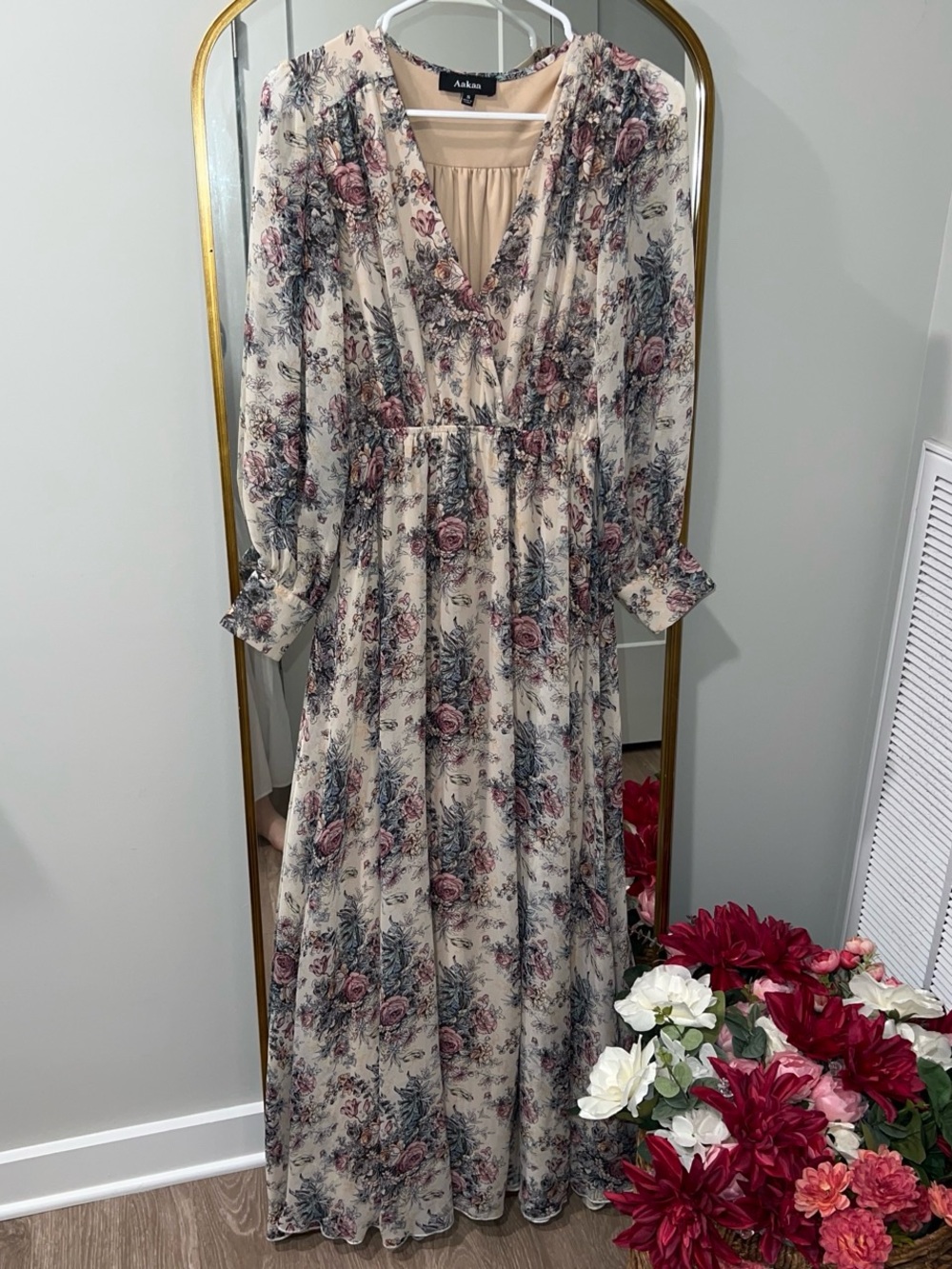 Aakaa Cream Maxi Dress with Rose Floral Print